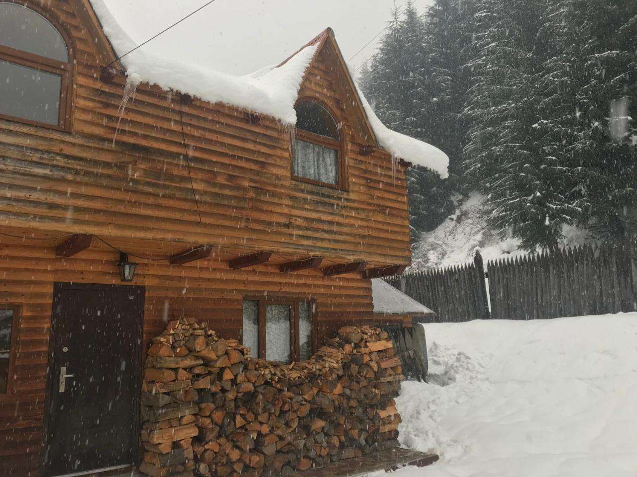Hotel Shelest Vody Russkaya Mokraya Exteriér fotografie